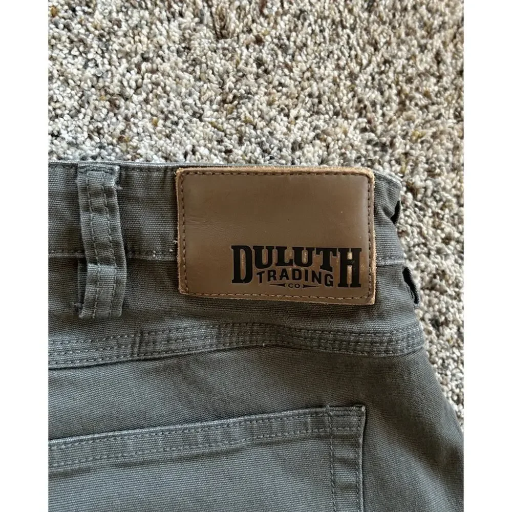 Duluth Trading JEANS Men’s 42 X 30 Flex Fire Hose Relaxed Fit pants Green B25
